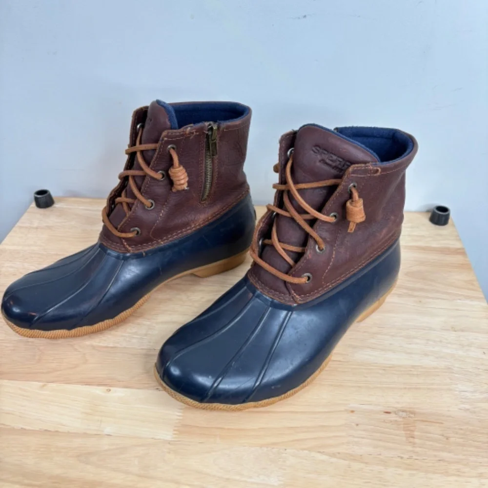 Sperry Saltwater Duck Boot 8 Navy Blue Waterproof Brown Leather Side Zip Lace Up